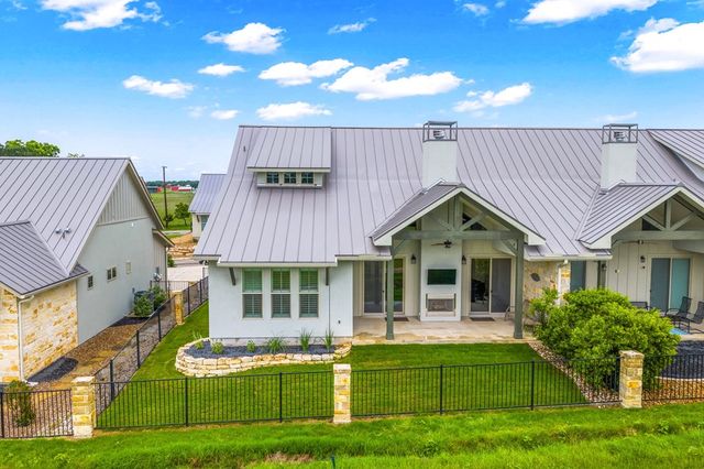 3200 #5 Pinnacle Club Dr, Kerrville, TX 78028