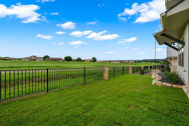 3200 #5 Pinnacle Club Dr, Kerrville, TX 78028