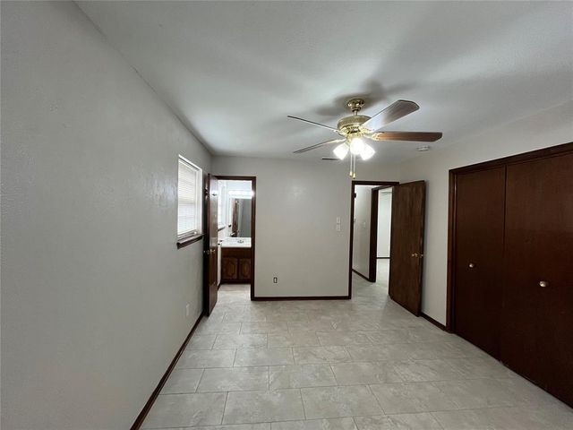 1505 Kingston Road, Norman, OK 73071