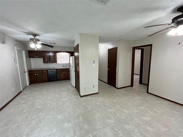 1505 Kingston Road, Norman, OK 73071