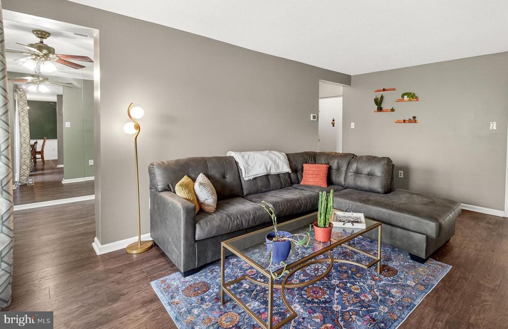 Image 19 of property listing at 1016-301 BRINKER DR #301, Hagerstown, MD 21740