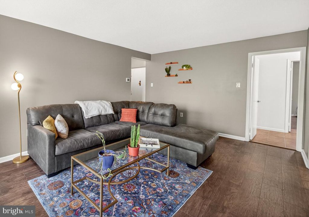 Image 20 of property listing at 1016-301 BRINKER DR #301, Hagerstown, MD 21740