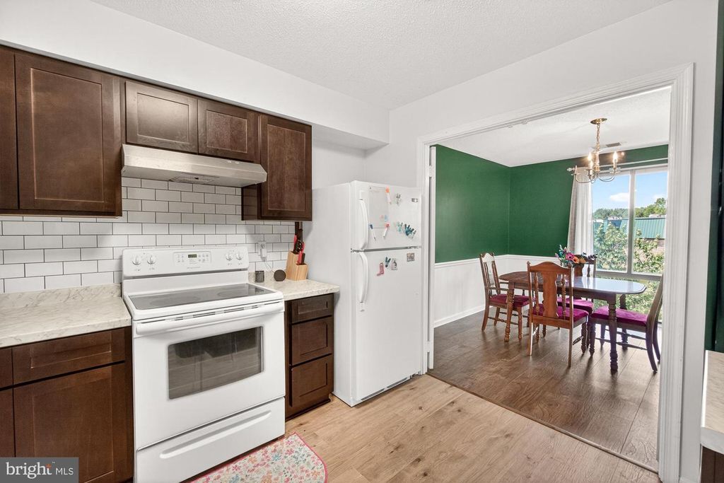 Image 26 of property listing at 1016-301 BRINKER DR #301, Hagerstown, MD 21740