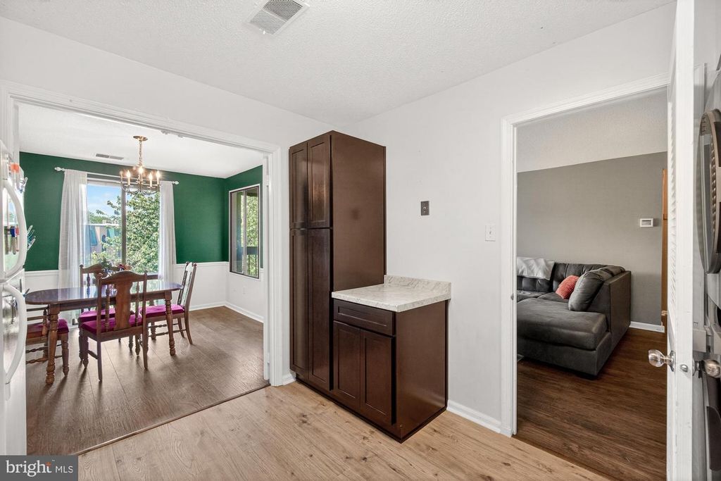 Image 28 of property listing at 1016-301 BRINKER DR #301, Hagerstown, MD 21740
