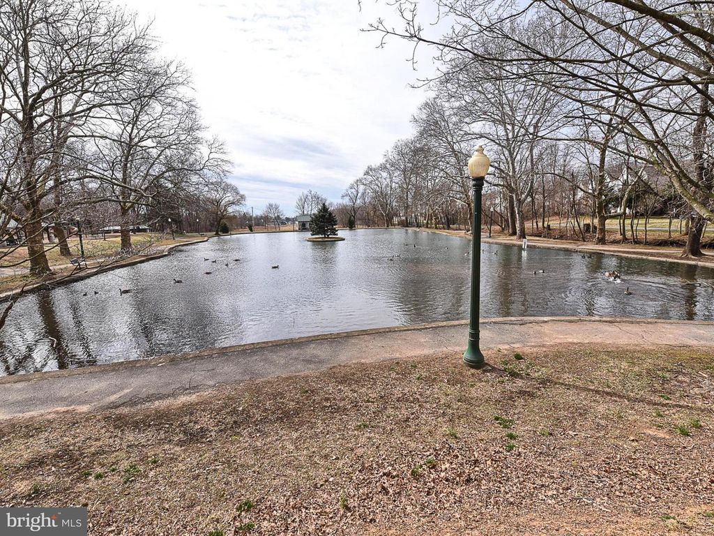 Image 48 of property listing at 1016-301 BRINKER DR #301, Hagerstown, MD 21740