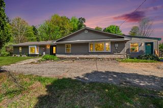 13321 R Drive N, Convis Twp, MI 49014