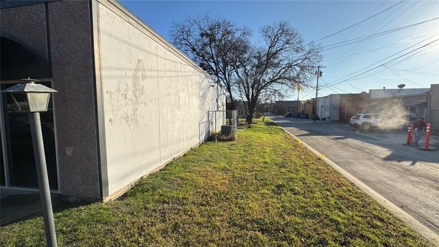 112 Wes Jespersen Way, Duncanville, TX 75116