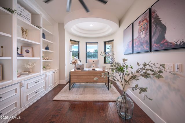 2335 E Plum Street, Gilbert, AZ 85298