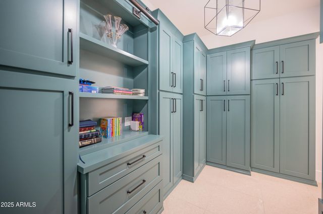 2335 E Plum Street, Gilbert, AZ 85298