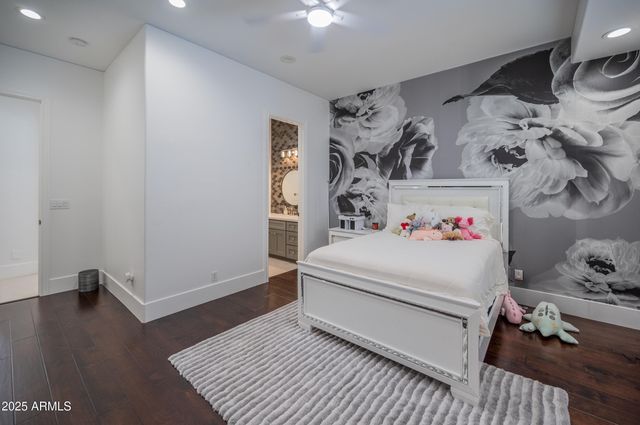 2335 E Plum Street, Gilbert, AZ 85298