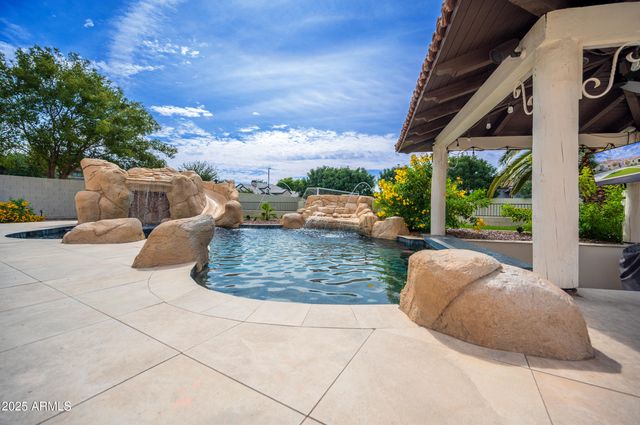 2335 E Plum Street, Gilbert, AZ 85298