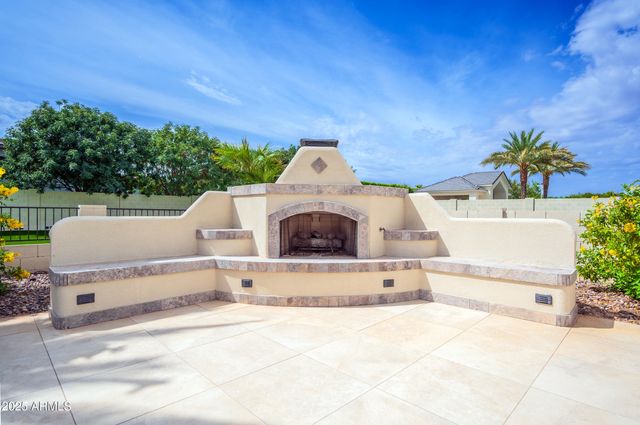 2335 E Plum Street, Gilbert, AZ 85298