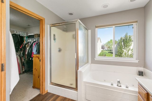 15419 Winston Avenue, Urbandale, IA 50323