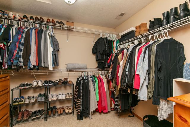 15419 Winston Avenue, Urbandale, IA 50323