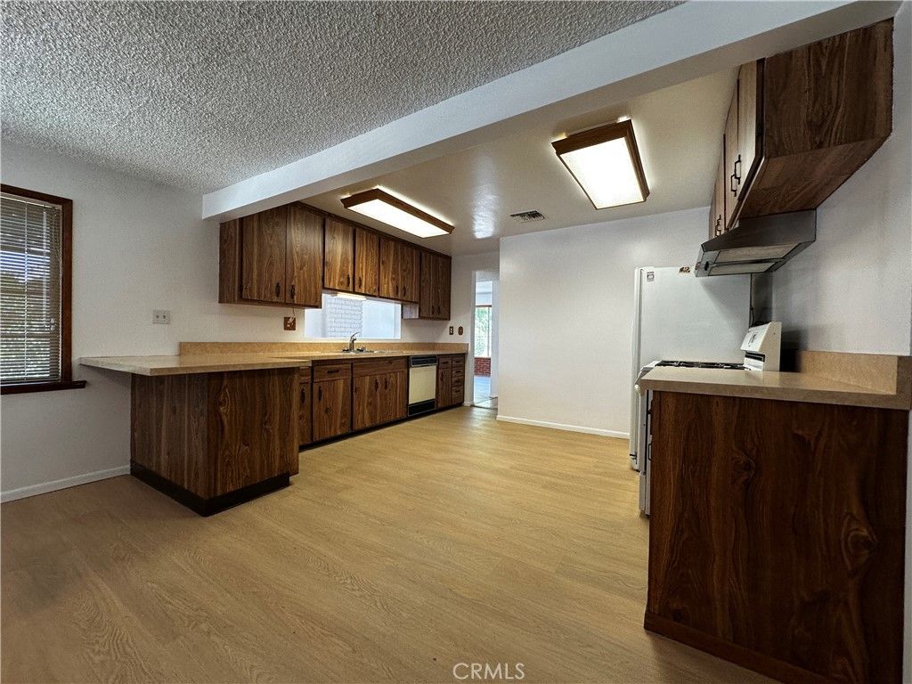 15437 Oakbury Drive, La Mirada, CA 90638 — photo 3