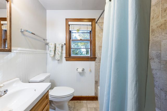 260 Highland Avenue, Hartford, VT 05001