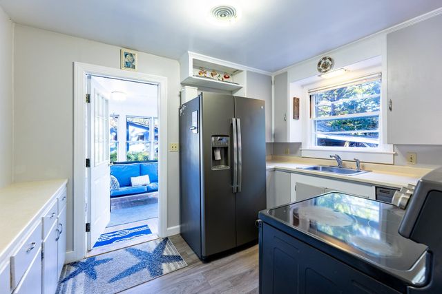 260 Highland Avenue, Hartford, VT 05001