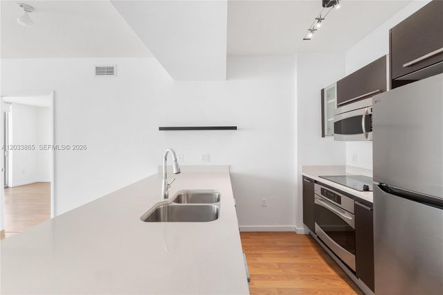 333 NE 24th Street 1712, Miami, FL 33137