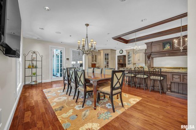 800 BAYSIDE Drive, Germantown Hills, IL 61548