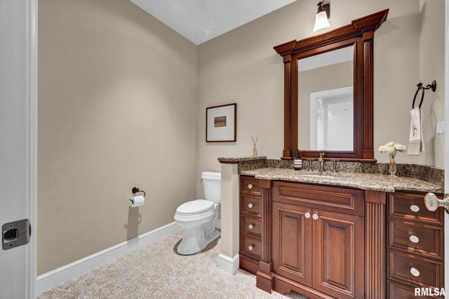 800 BAYSIDE Drive, Germantown Hills, IL 61548
