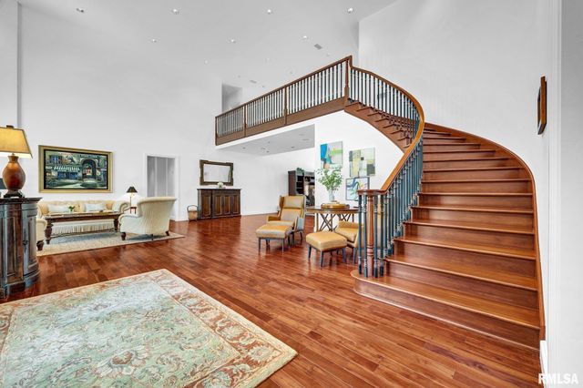 800 BAYSIDE Drive, Germantown Hills, IL 61548