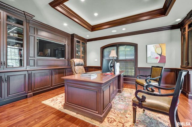 800 BAYSIDE Drive, Germantown Hills, IL 61548
