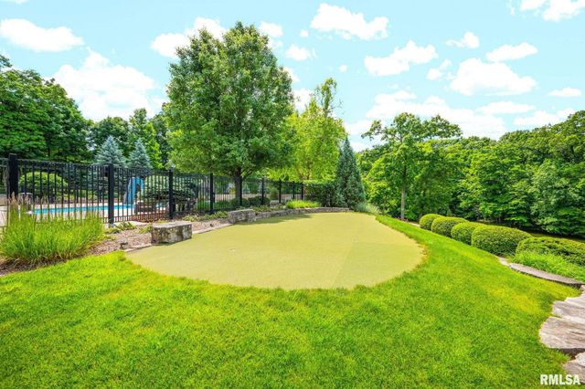 800 BAYSIDE Drive, Germantown Hills, IL 61548