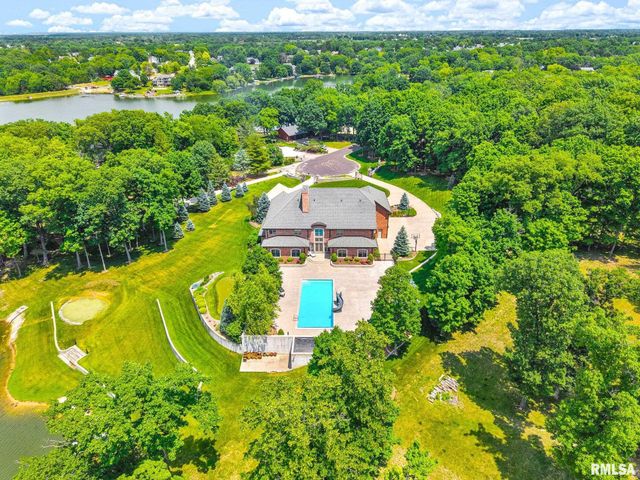 800 BAYSIDE Drive, Germantown Hills, IL 61548
