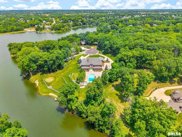 800 BAYSIDE Drive, Germantown Hills, IL 61548