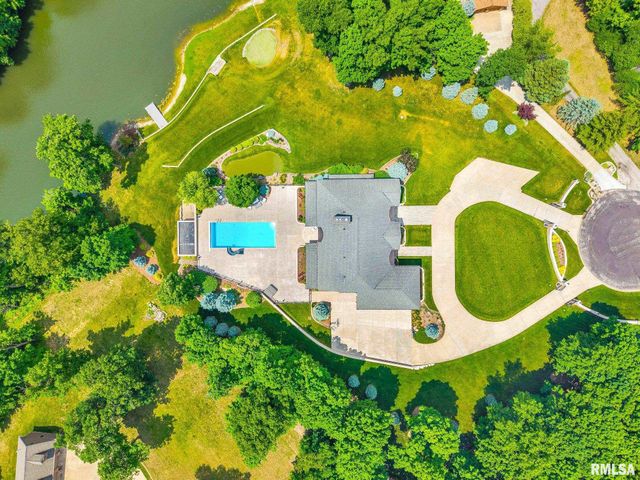 800 BAYSIDE Drive, Germantown Hills, IL 61548