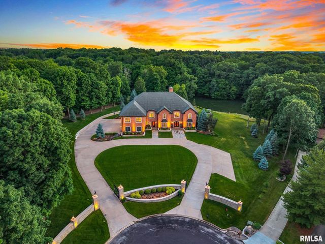 800 BAYSIDE Drive, Germantown Hills, IL 61548