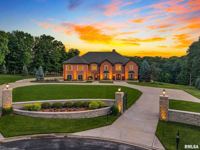 800 BAYSIDE Drive, Germantown Hills, IL 61548