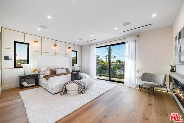 12427 Cumpston Street, Valley Village, CA 91607