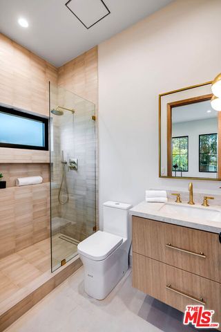 12427 Cumpston Street, Valley Village, CA 91607