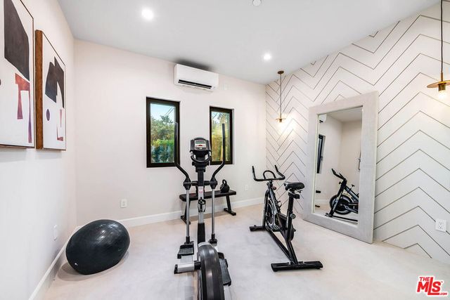 12427 Cumpston Street, Valley Village, CA 91607