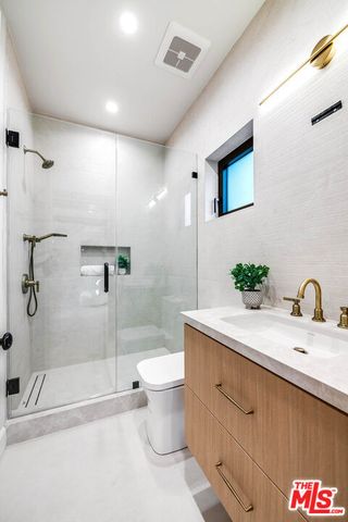 12427 Cumpston Street, Valley Village, CA 91607