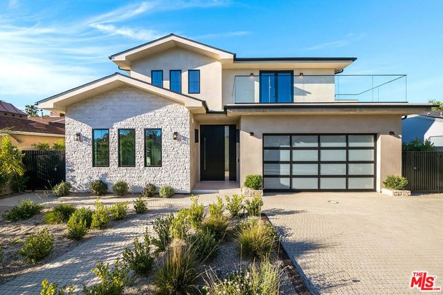 12427 Cumpston Street, Valley Village, CA 91607