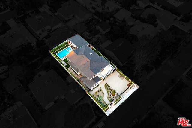 12427 Cumpston Street, Valley Village, CA 91607