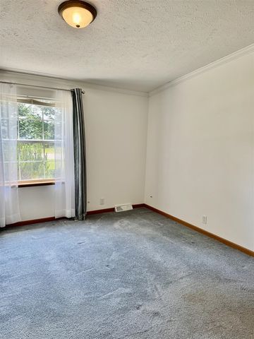 8484 Zosel Street, Onekama, MI 49675