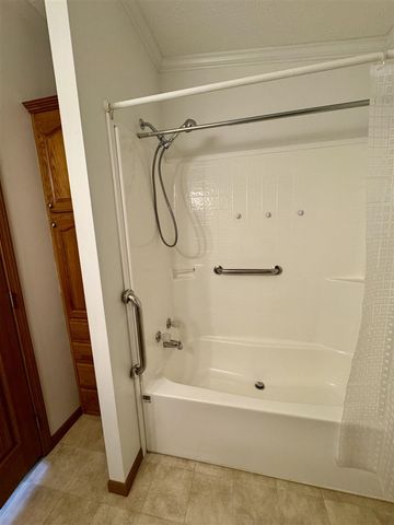 8484 Zosel Street, Onekama, MI 49675