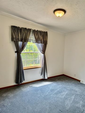 8484 Zosel Street, Onekama, MI 49675