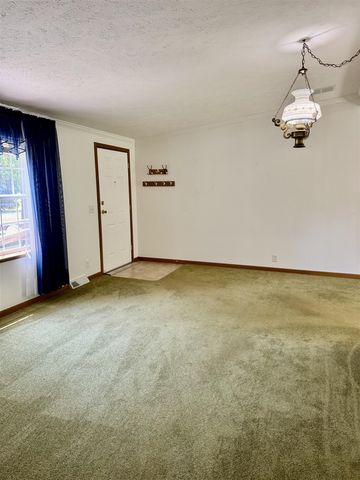 8484 Zosel Street, Onekama, MI 49675