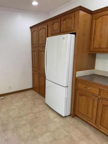 8484 Zosel Street, Onekama, MI 49675