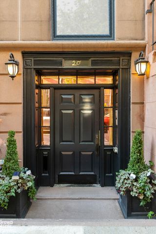 20 W 12TH Street, New York City, NY 10011