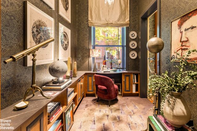 20 W 12TH Street, New York City, NY 10011