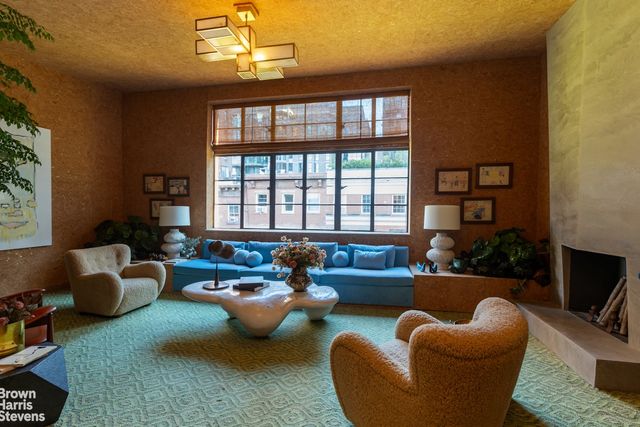 20 W 12TH Street, New York City, NY 10011