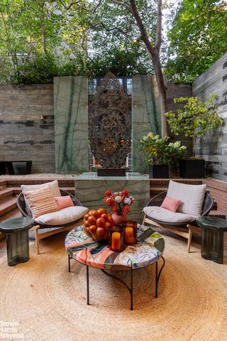 20 W 12TH Street, New York City, NY 10011