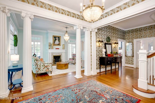 2559 Walton Way, Augusta, GA 30904