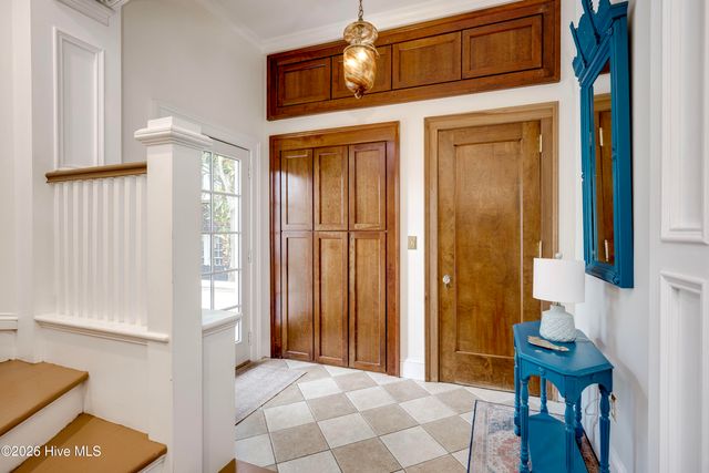 2559 Walton Way, Augusta, GA 30904
