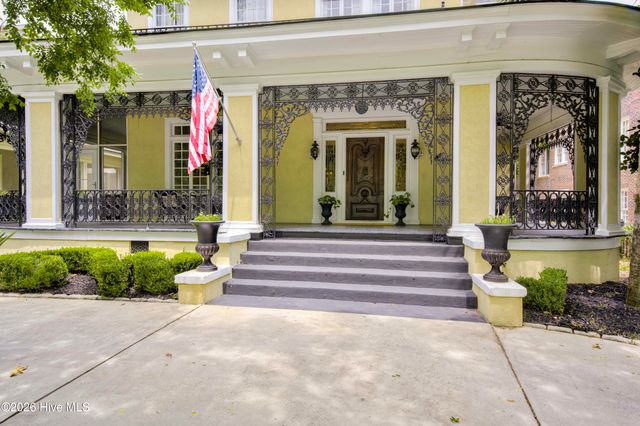 2559 Walton Way, Augusta, GA 30904